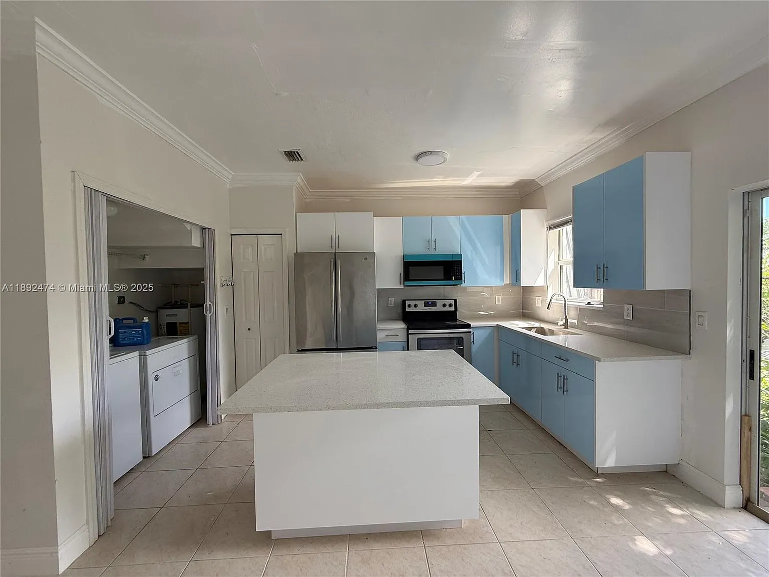 Venetia Grove — Photo 4