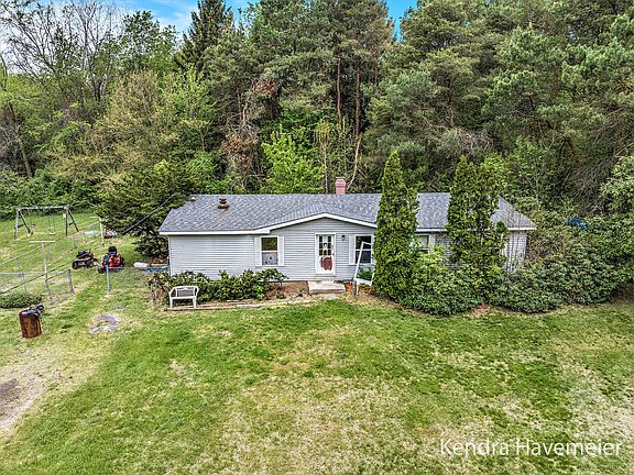 2nd image of 1912 57th St