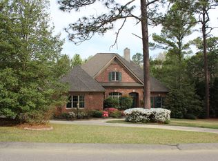 15 Walnut Creek Rd, Pinehurst, NC 28374