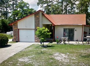 103 Alexander Ln, Spring Lake, NC 28390