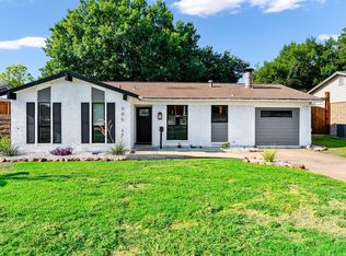 906 Pleasant Valley Rd, Garland, TX 75040