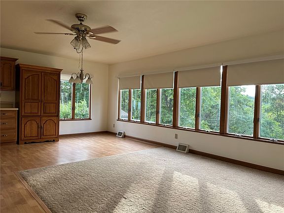 5th image of 5780 Smith Dr