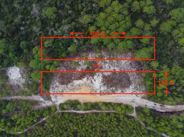 802 13th St NE, Carrabelle, FL 32322