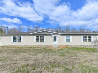 1026 Cloyds Church Rd, Greenback, TN 37742