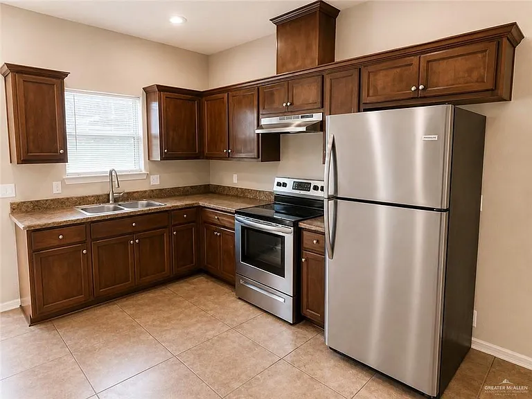2707 E Garfield Ave #A — Photo 8