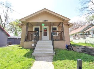 1216 56th St, Des Moines, IA 50311