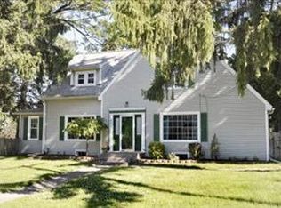 807 Homecrest Ave, Kalamazoo, MI