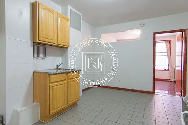 Rented by Nolita Group | media 16