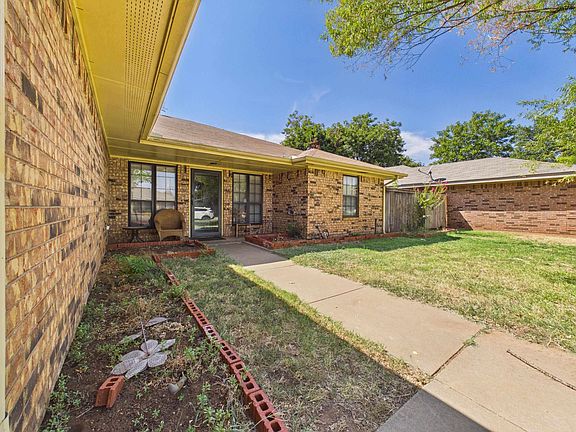 4th image of 2803 Delta Dr