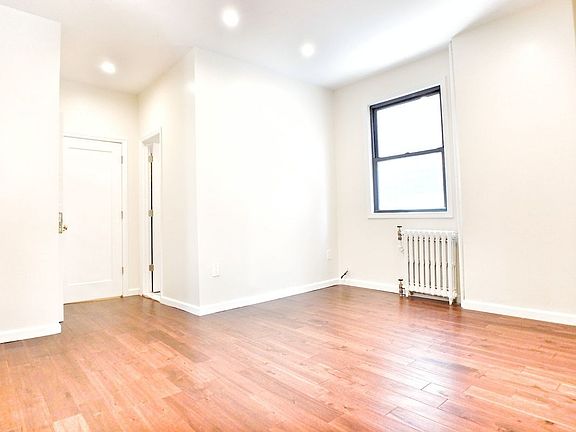 5th image of 30-32 43rd St Unit 1R