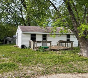 601 W Van Buren St, Gallatin, MO, 64640