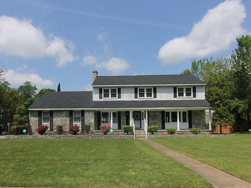 2nd image of 4456 N Witchduck Rd