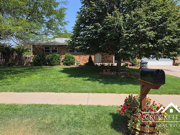 2nd image of 2505 E Fair St