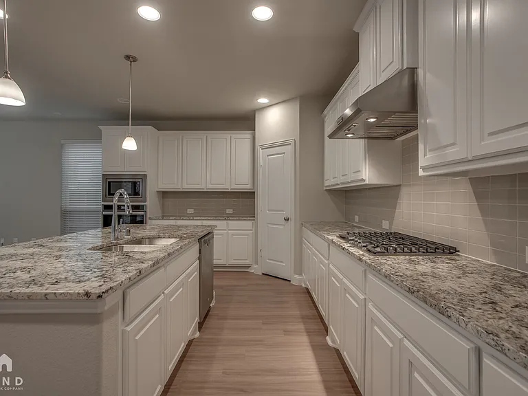 3117 Damsel Sauvage Ln — Photo 7