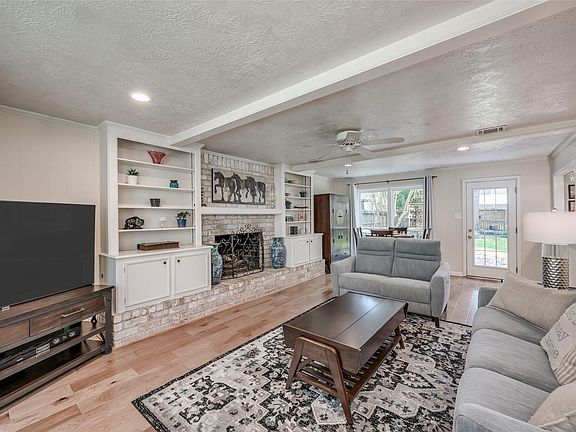 2nd image of 11711 Normont Dr