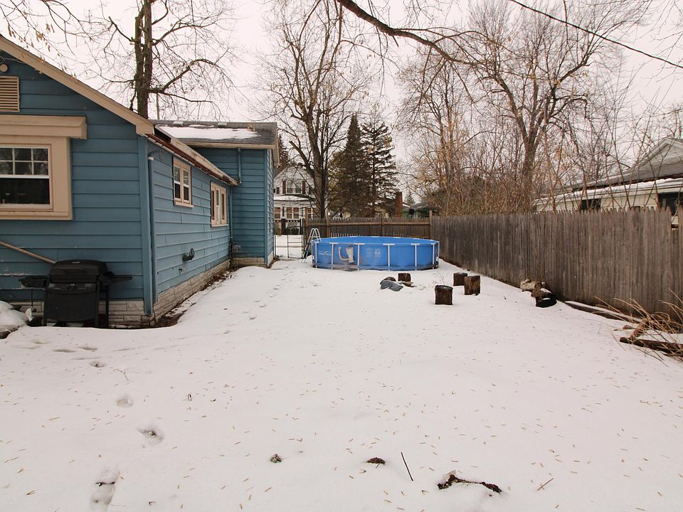 1st image of 1214 Van Buren St