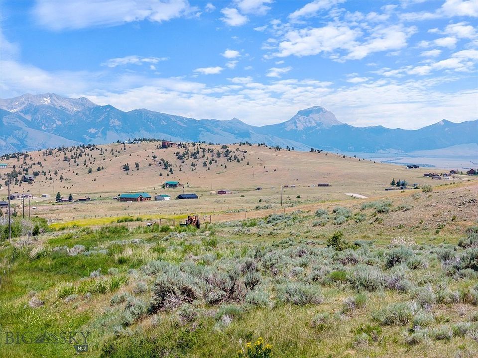 1st image of 169 Dry Creek Trl