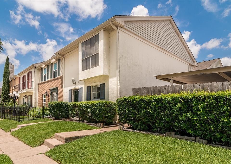 1st image of 1719 San Sebastian Ln