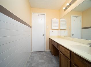 8293 Sands Point Dr #185, Houston, TX 77036