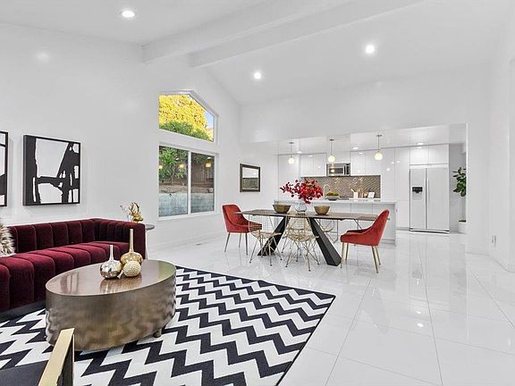 4th image of 3298 Knightswood Way