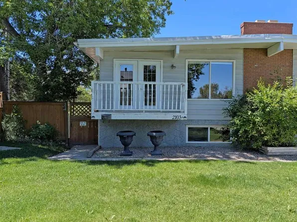 2103 A E 7th St NE, Calgary, AB T2E 4C7