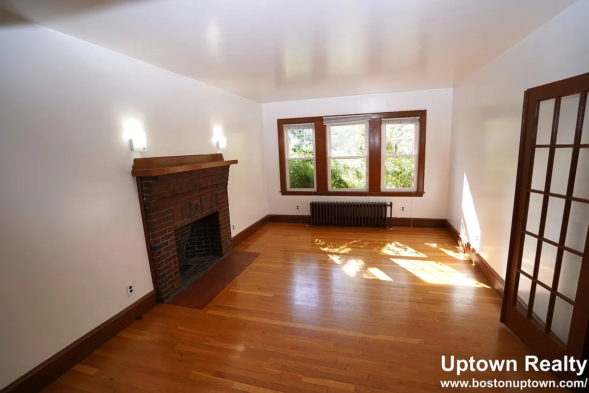 Living Room - Maple Ave
