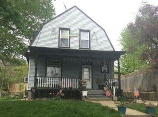 758 Saint Charles St, Elgin, IL 60120