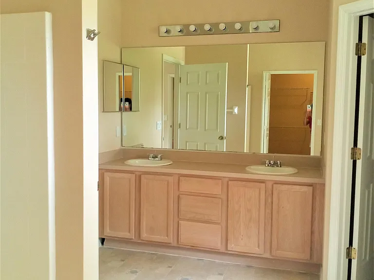 12 Empire Ln — Photo 20