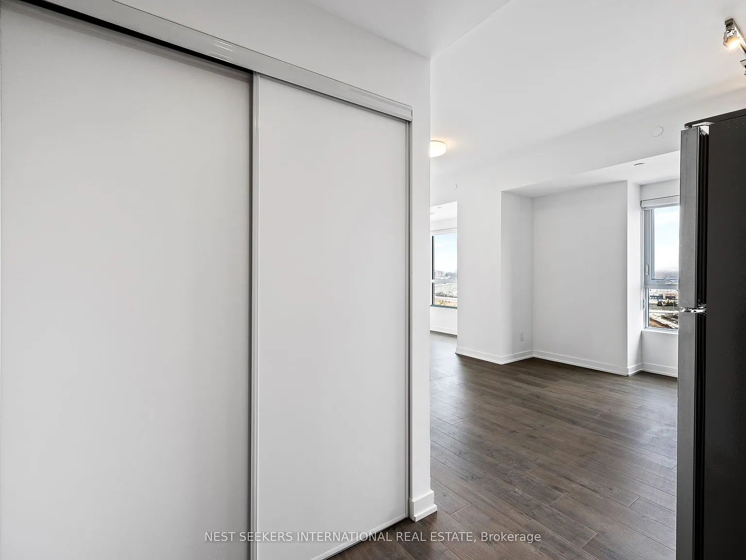 1 bed, $1,950 — Photo 2