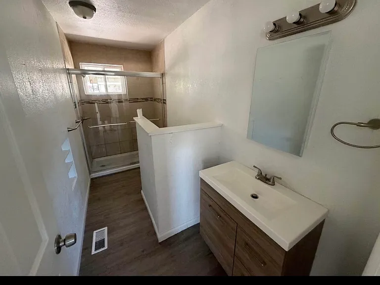 1810 Yakima Ln — Photo 5