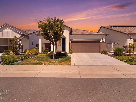 2nd image of 5250 Peace Lily Ln