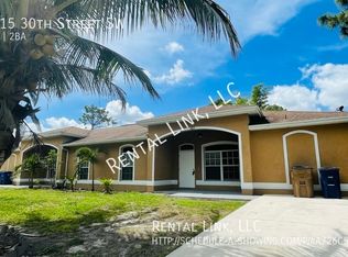 4815 30th St SW, Lehigh Acres, FL 33973