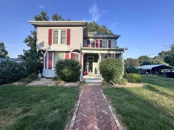 338 S Adams St, Memphis, MO 63555