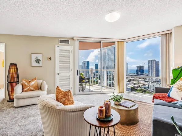 801 King St #2802, Honolulu, HI 96813