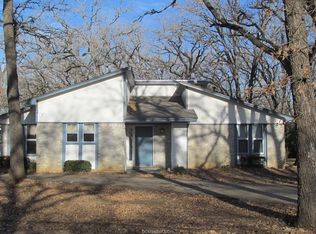 6345 S State Highway 6, Hearne, TX 77859