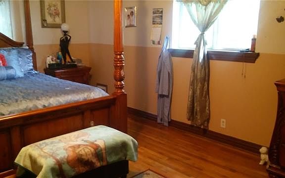 5th image of 14511 Hague Dr