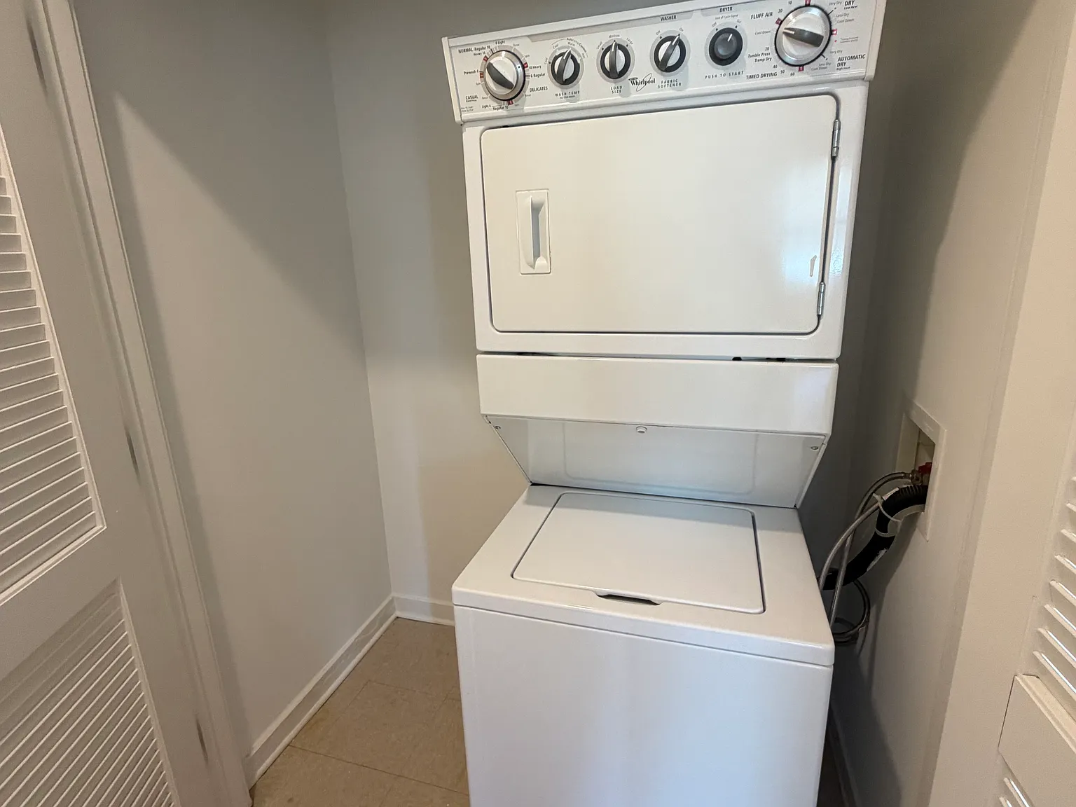 2 bed, 1250 sqft, $4,750 — Photo 4