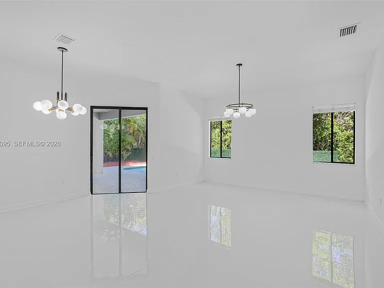 7551 SW 187th St — Photo 9
