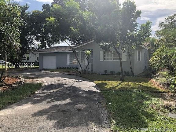 3rd image of 4340 NW 75th Ave