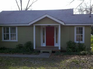 18 Jerome St, Winder, GA 30680