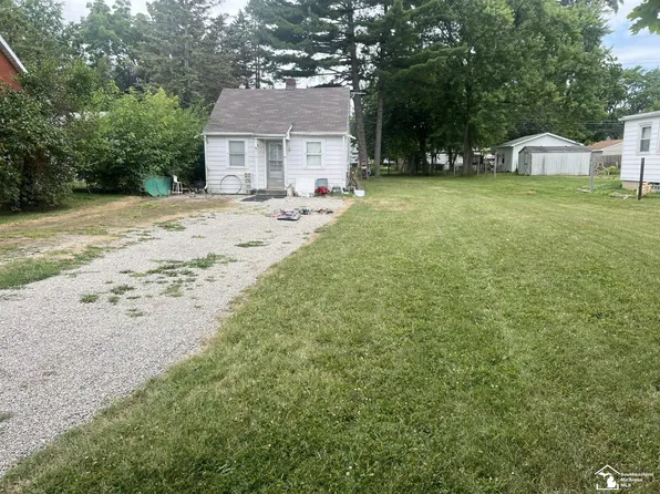 710 Patterson Dr, Monroe, MI 48161