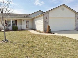 312 Glory Ave, Kendallville, IN 46755