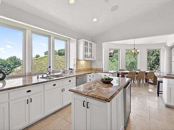 2nd image of 2529 Biltmore Dr