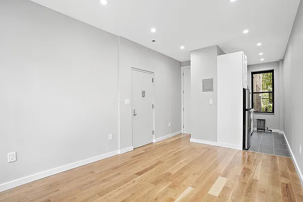 Rented by Ivey North LLC | media 1