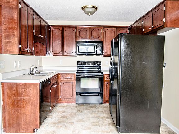 5th image of 1318 Jared Ray Dr
