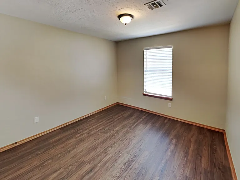 16409 Stoneview Dr — Photo 11