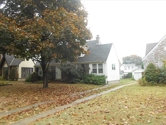 3rd image of 434 E 75th St