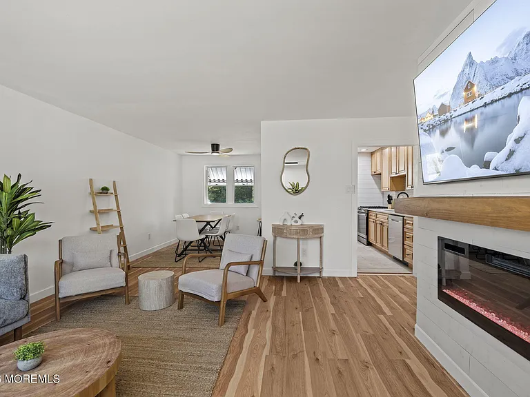 901 Russo Dr — Photo 8