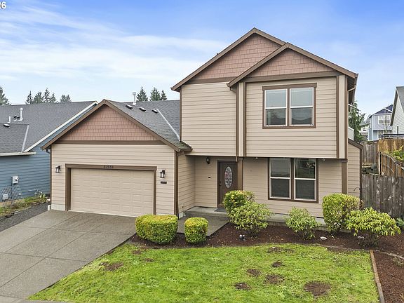 3rd image of 59539 Whiteoak Dr