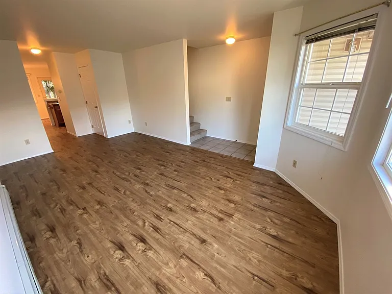 209 E 18th Ave #3 — Photo 4